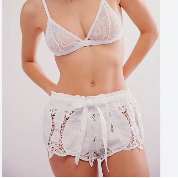 FREE PEOPLE Brittany Embroidered Micro Shorts White Size M - Picture 7 of 10